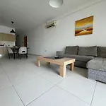 Apartamento Bayview Seafront 4a