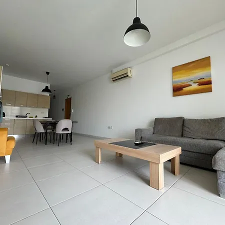 Bayview Seafront 4a * St. Julian's