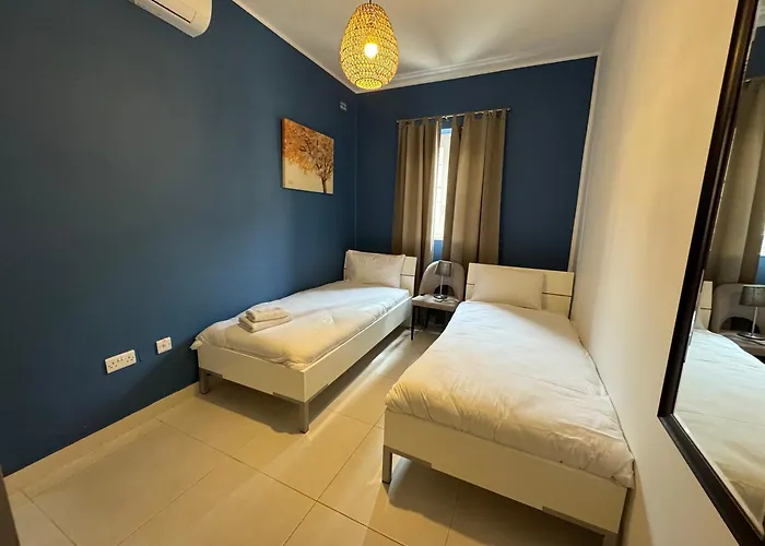 Bayview Seafront 4a San Ġiljan