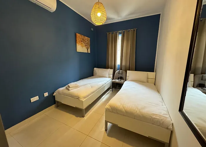 Bayview Seafront 4a San Ġiljan